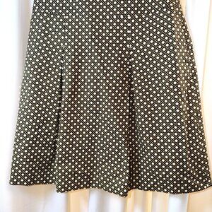 Women's Talbots Brown & Cream Geometric Pattern Pleated Skirt Size 8